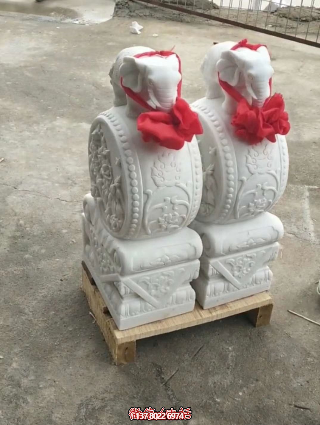 漢白玉吉祥小象雕塑，石門口擺放門墩