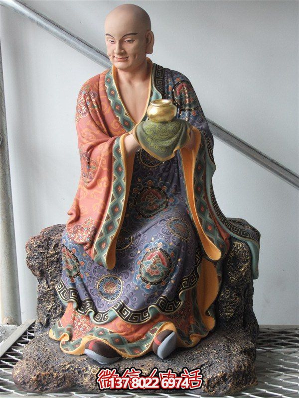 玻璃鋼制大型彩繪景觀十八羅漢雕塑 玻璃鋼制大型彩繪景觀十八羅漢雕塑